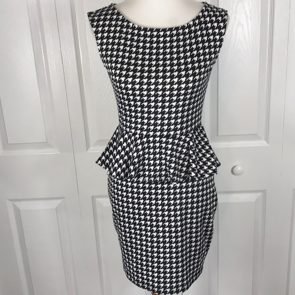 Soprano Dresses & Skirts - Soprano Black Wh Sleeveless Check Dress w Peplum